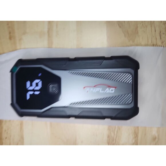 Car jump starter - Picture 4 of 5